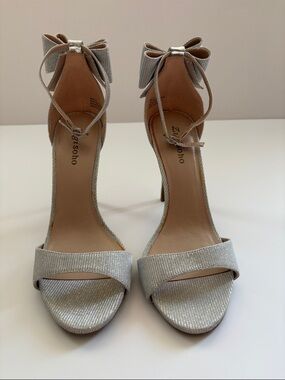 Bow Heel Sandals Size 9 Shimmer Ankle Strap Evening Wedding NWOT